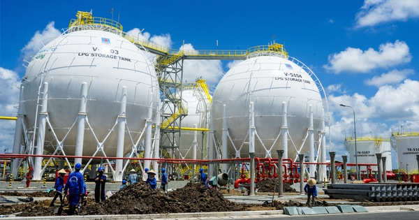  PV Gas lãi đậm năm 2023, cổ phiếu NAB sắp gia nhập sàn HoSE